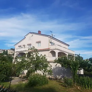 Mari - Near Sea Apartment Lopar